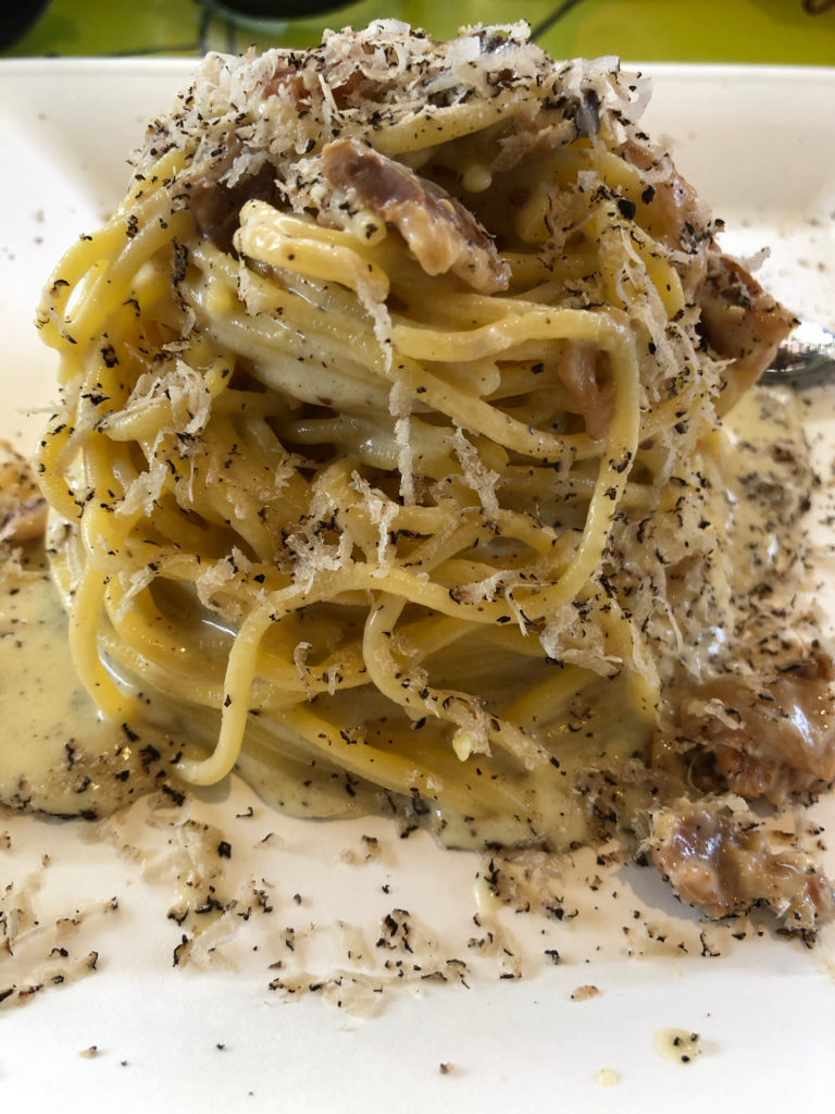 Carbonara al Tartufo Nero - A visit to the Mercato Centrale and San Lorenzo Market is a must for Italian food lovers visiting Florence Italy. 
